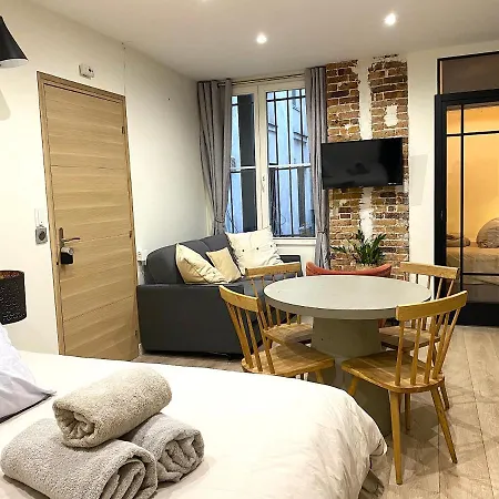 Apartman Modern And Charming Apartment - Historical Paris Párizs