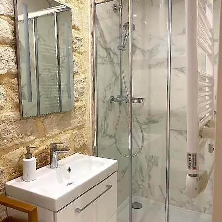 Apartman Modern And Charming Apartment - Historical Paris *