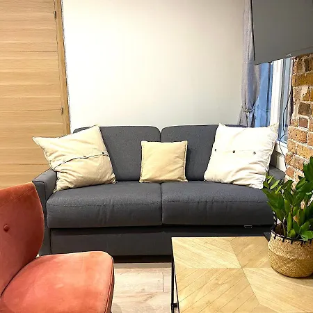 Modern And Charming Apartment - Historical Paris