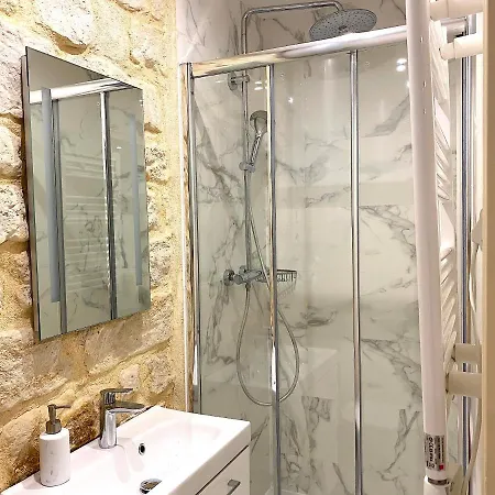 Apartman Modern And Charming Apartment - Historical Paris *
